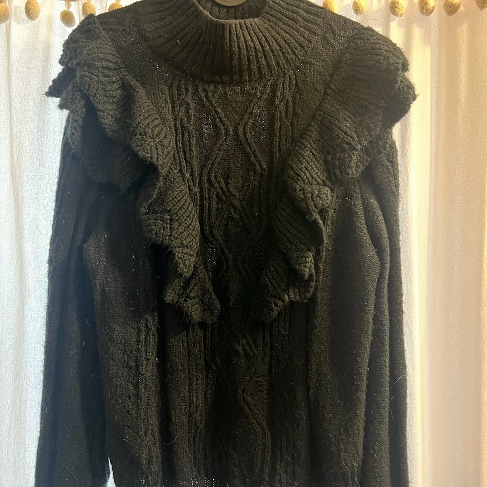 Anthropologie Maeve ruffled sweater. Size XL, great condition.